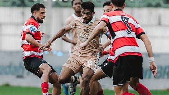 Hasil Madura United vs Dewa United: Skor 1-2