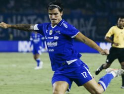 Hasil Super League 2026: Drama Kartu Merah, Persib Bandung Taklukkan Bali United 3-2