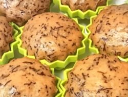 Ubah Pisang Hampir Busuk Jadi Kue Kukus Mewah