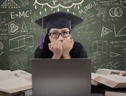 Bahaya, Mahasiswa Jadi Bodoh Karena Kecanduan AI