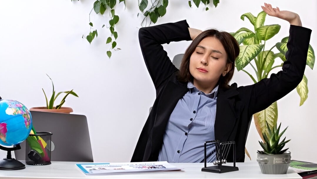 Ilustrasi - Kenali penyebab prokrastinasi yang sebenarnya bukan karena malas, melainkan masalah regulasi emosi. Simak tips ampuh berhenti menunda tugas di sini. (Dok. Ist)