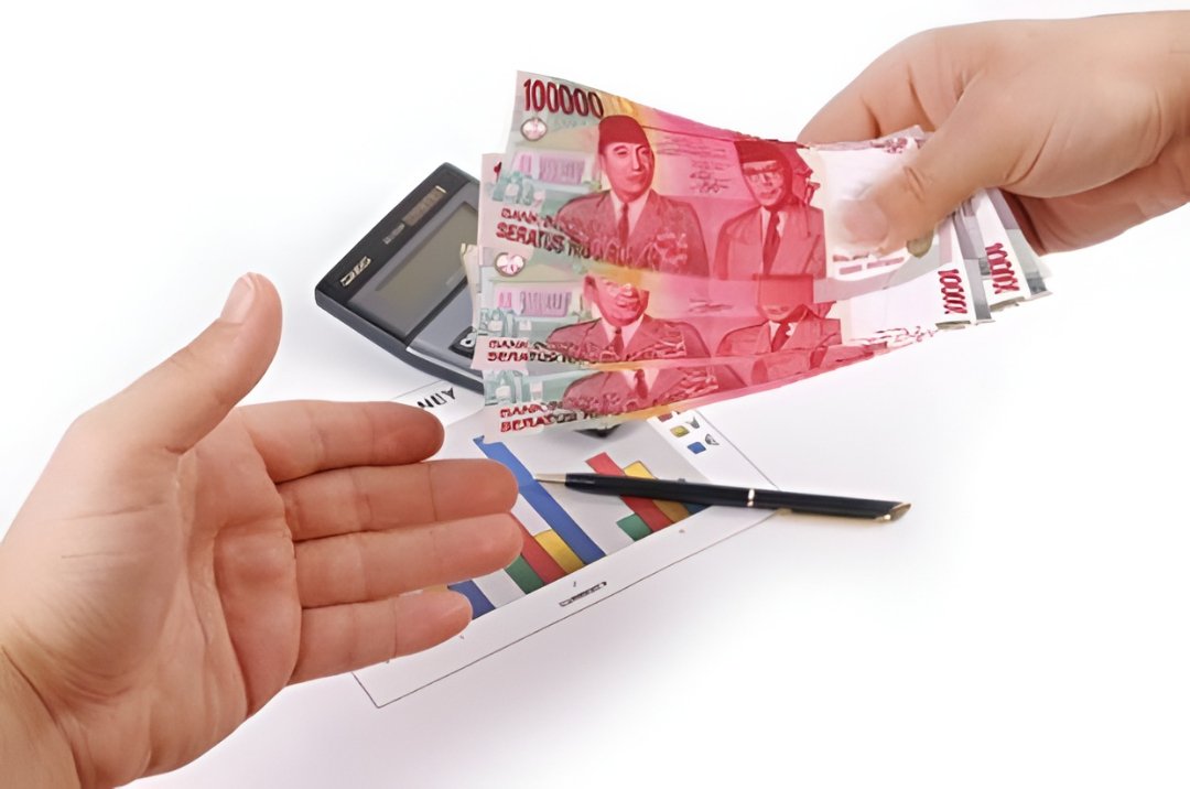 Ilustrasi - BRI menawarkan pinjaman KUR plafon lima juta rupiah dengan cicilan super ringan mulai seratus ribuan. Cek syarat dan cara daftarnya di sini. (Dok. Ist)