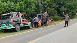 Kecelakaan di Parindu Sanggau libatkan Daihatsu Sigra dan Taft di Jalan Raya Bodok-Sosok.