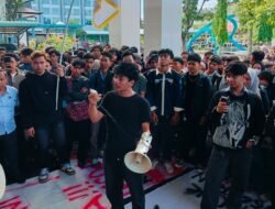 Soroti Dugaan Pemecatan Sepihak dan Masalah Birokrasi, Mahasiswa Polnep Geruduk Rektorat