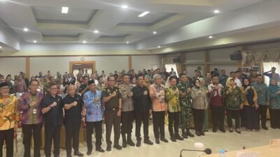 "Pemkot Pontianak susun prioritas RKPD 2027. Fokus pada penanganan kemacetan akibat lonjakan kendaraan dan strategi hadapi penurunan pendapatan daerah."
