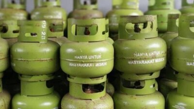 "Pemerintah melalui Ditjen Migas resmi mengalihkan alokasi LPG sektor industri untuk memenuhi kebutuhan masyarakat demi menjaga ketahanan pasokan nasional."