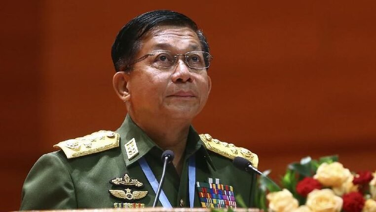 'Pemimpin junta Myanmar, Min Aung Hlaing, resmi terpilih menjadi presiden baru. Simak detail kemenangan suara dan dampaknya bagi politik serta konflik di Myanmar."
