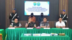Kodam XII/Tpr resmi serahkan dua tersangka kasus penyelundupan ekstasi di perbatasan beserta 1.659 butir pil kepada BNNP Kalbar untuk penyidikan lanjutan.