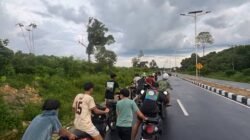 Satlantas Polres Kapuas Hulu gelar penertiban balap liar di Putussibau. Sebanyak 13 remaja yang kerap kebut-kebutan diamankan dan diberi pembinaan.