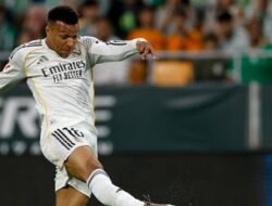 Sial Berlapis Real Madrid: Gagal Menang Lawan Betis, Kylian Mbappe Alami Cedera Hamstring
