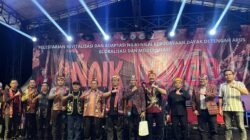 "Ribuan masyarakat Dayak dari Kubu Raya, Landak, dan Mempawah tumpah ruah di Desa Lingga rayakan Naik Dango ke-41 sebagai wujud syukur kepada Jubata."