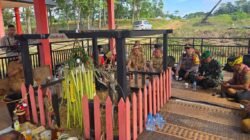 Suasana pelaksanaan ritual adat Pedagi Macant Nyawi dan Nek Lanai di Rumah Betang Dori Mpulor dalam rangka peringatan Hari Jadi Kota Sanggau ke-410.