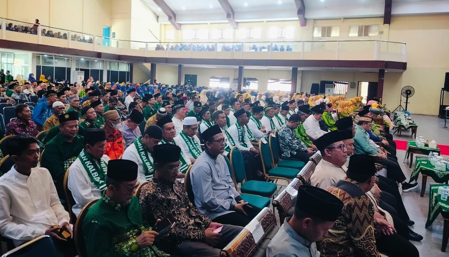 "Muhammadiyah Kalbar gelar Silaturahim Idul Fitri 1447 H. Muhadjir Effendy tekankan sinergi Lazismu, dukungan untuk Palestina, dan waspada hoaks media sosial."