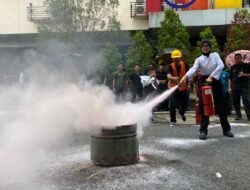 Aston & Transera Group Gelar Simulasi Kebakaran, Karyawan Turun Langsung ke Lapangan