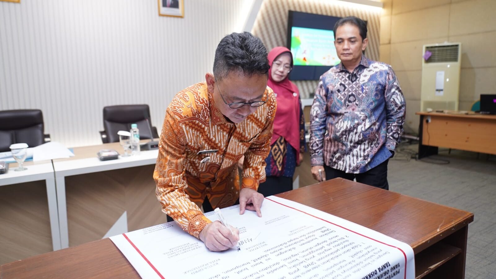 Pemkot terapkan SPMB daring di Pontianak untuk jenjang SD dan SMP tahun ajaran 2026.