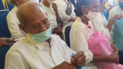 "Tetap sukacita meski jauh dari rumah! Simak 5 hal bermakna yang bisa kamu lakukan saat merayakan Paskah sendirian mulai dari ibadah lokal hingga perayaan virtual."