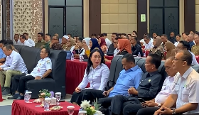 Wakil Bupati Sanggau, Susana Herpena, saat menghadiri rapat pengarahan dan evaluasi pelaksanaan pemenuhan gizi masyarakat bersama satuan tugas gabungan di Sintang, Rabu (1/4/2026).