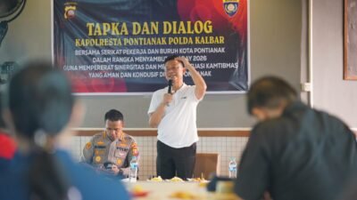 Wali Kota Pontianak, Edi Rusdi Kamtono, memberikan sambutan dalam acara Tatap Muka (Tapka) dan Dialog bersama Kapolresta Pontianak dan perwakilan Serikat Pekerja menjelang peringatan Hari Buruh Internasional 2026. (Dok. HO/Faktakalbar.id)