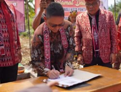 Edi Kamtono Bangun Rumah Radakng di Pontianak Utara