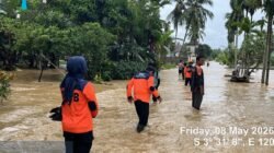 Banjir merendam puluhan rumah dan ruas jalan di empat desa di Kecamatan Larompong dan Larompong Selatan, Kabupaten Luwu, Sulawesi Selatan, pada Jumat (8/5). BPBD Kabupaten Luwu telah melakukan penanganan di lokasi terdampak. (Dok. BPBD Kabupaten Luwu)