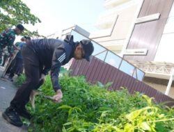 Edi Rusdi Kamtono Pimpin Aksi Gotong Royong Serentak di Enam Kecamatan