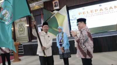Gubernur Kalimantan Barat Ria Norsan secara resmi melepas keberangkatan calon jemaah haji Provinsi Kalimantan Barat musim haji 2026 di Pendopo Gubernur.