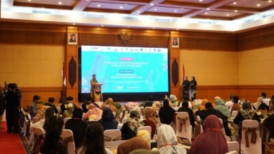 Wali Kota Pontianak Edi Rusdi Kamtono saat membuka workshop pengembangan talenta kreatif dan kecerdasan buatan di Kantor Perwakilan Bank Indonesia.